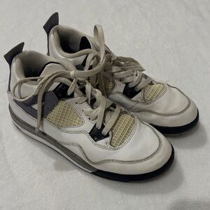 Nike Air Jordan 4 Retro "White Cement" sneaker
 size 3